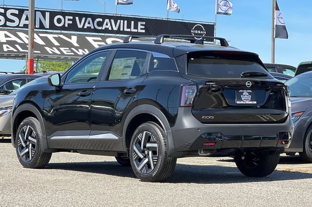 Certified 2026 Nissan Kicks SV w/ Charging Package FWD image 6