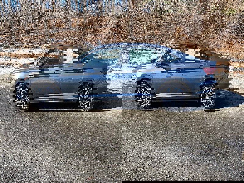 Used 2020 Volkswagen Jetta SEL image 4