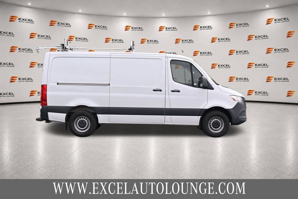 Used 2023 Mercedes-Benz Sprinter 2500 image 6