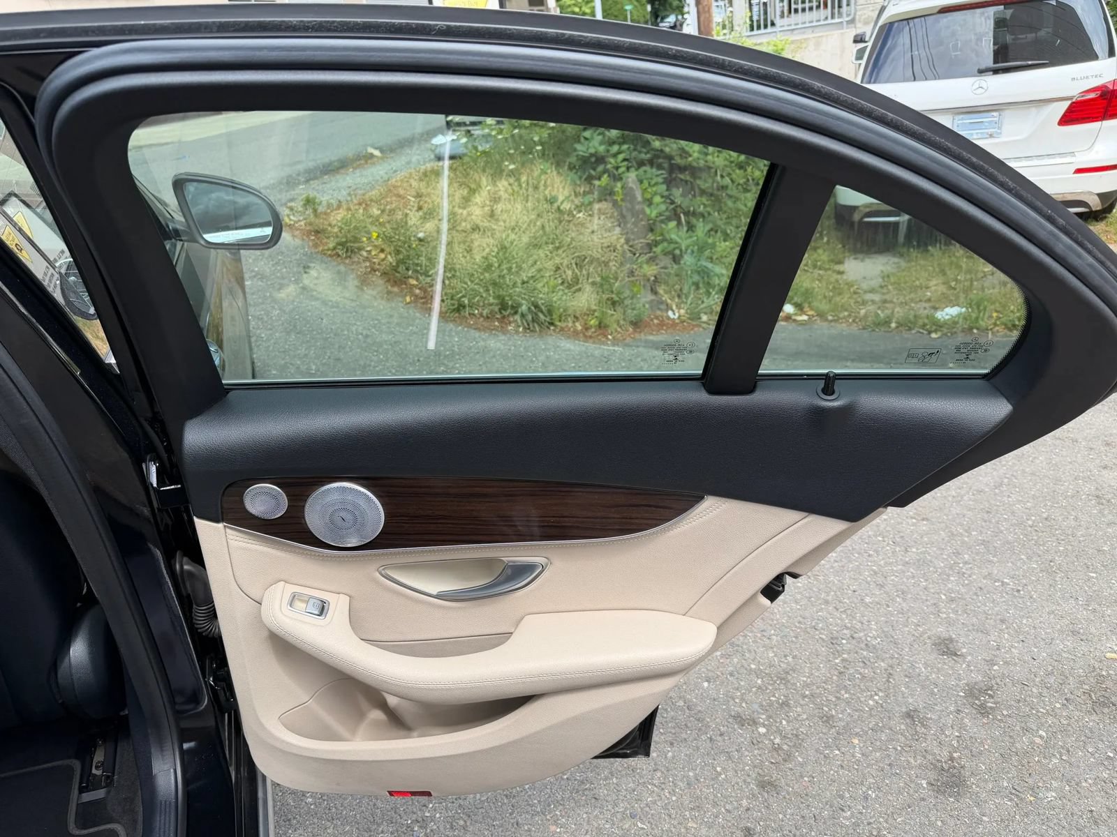 Used 2016 Mercedes-Benz C 300 4MATIC Sedan image 13