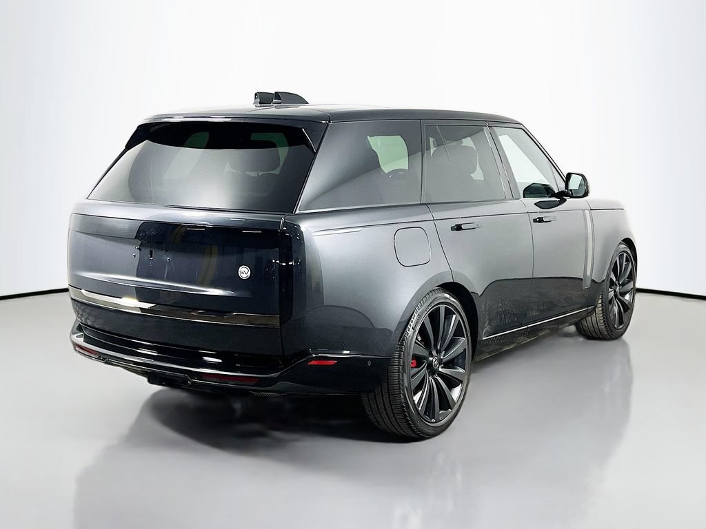 Used 2023 Land Rover Range Rover SV AWD/4WD image 5