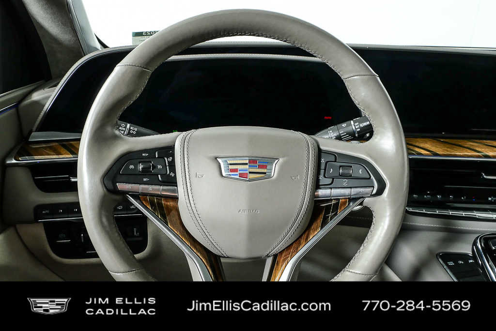 Used 2023 Cadillac Escalade Premium Luxury Platinum image 10