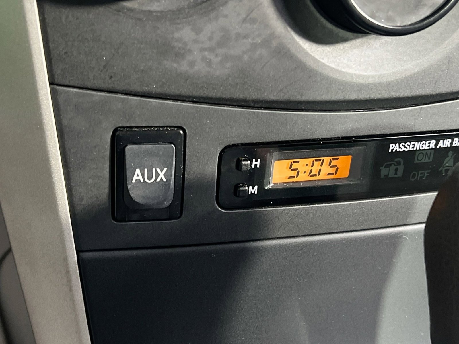 Used 2010 Toyota Corolla LE image 22