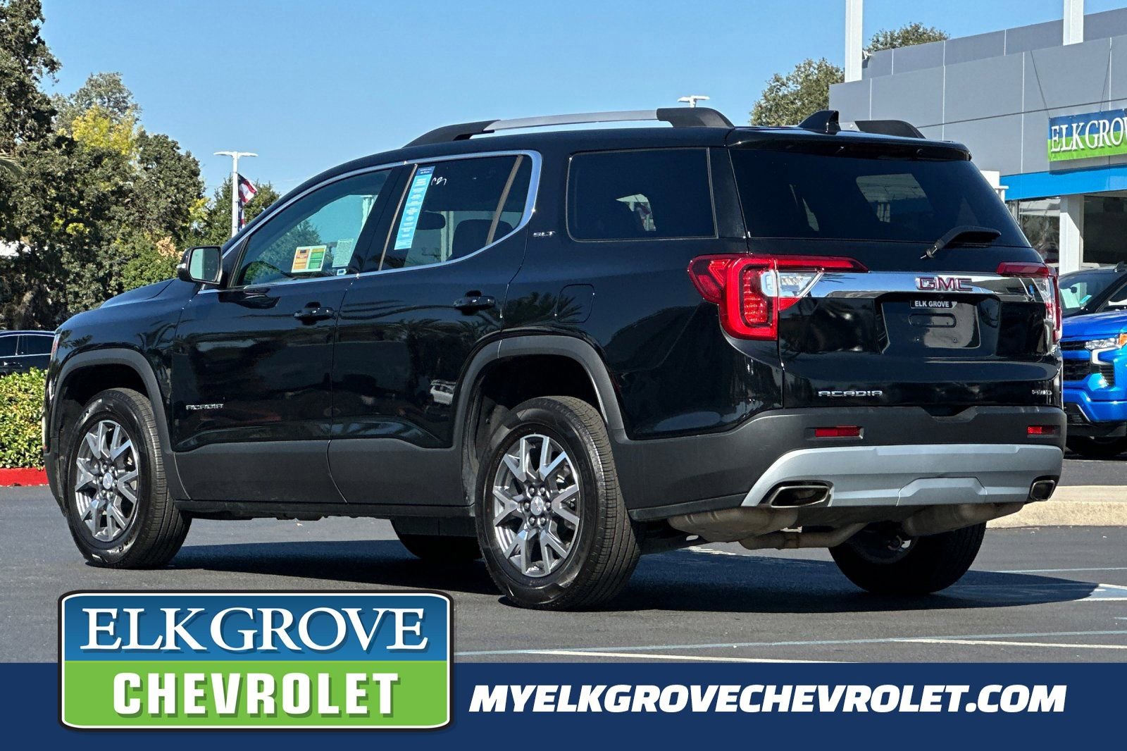 Certified 2023 GMC Acadia SLT image 5