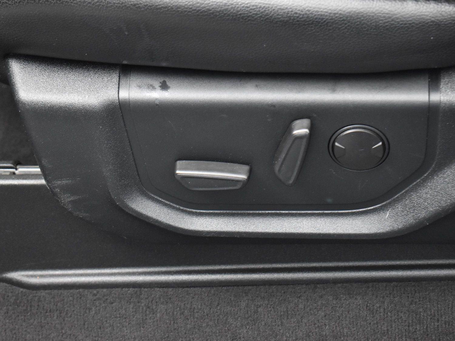 Used 2022 Ford F250 Platinum image 14