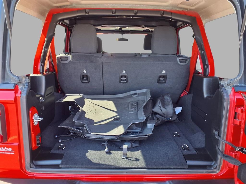 Used 2020 Jeep Wrangler Unlimited Rubicon w/ Quick Order Package 28Y Recon image 26