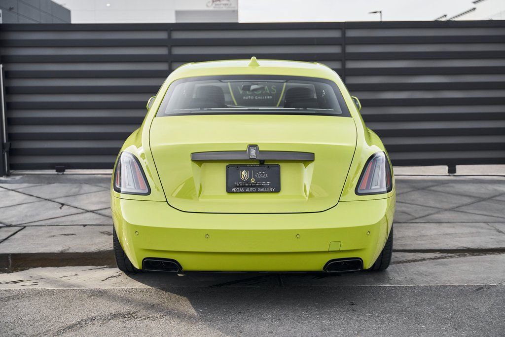 Used 2025 Rolls-Royce Ghost Black Badge image 14