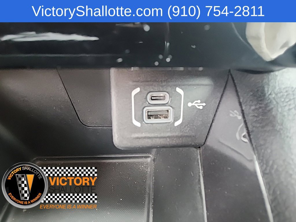 Used 2022 Jeep Compass Latitude w/ Sun and Sound Group AWD/4WD image 9
