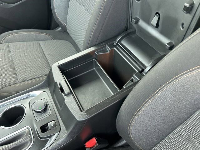 Used 2020 Chevrolet Traverse LT image 30