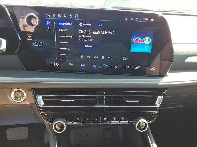 New 2026 Chevrolet Traverse LT w/ LPO, Floor Liner Package image 22