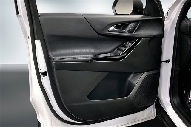 Used 2025 Chevrolet Equinox LT image 19