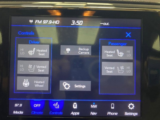 Used 2020 Jeep Grand Cherokee Overland RWD image 32