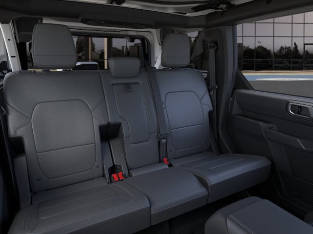 New 2026 Ford Bronco Outer Banks AWD/4WD image 11