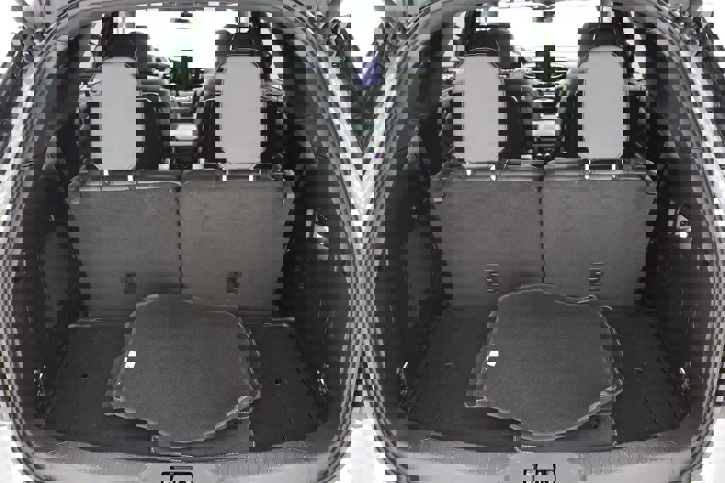 Used 2024 Ford Explorer ST w/ Technology Package image 25