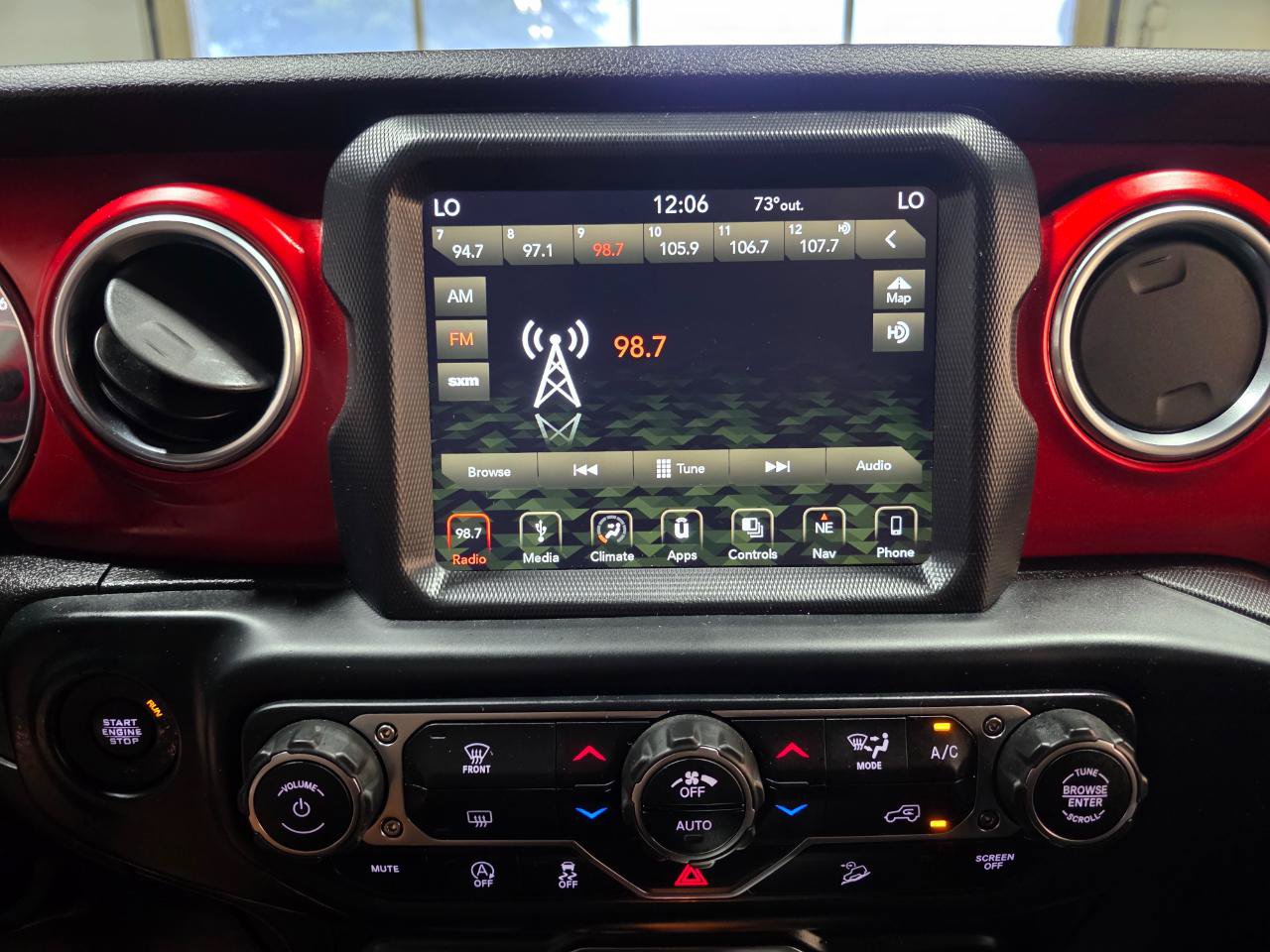 Used 2019 Jeep Wrangler Unlimited Rubicon AWD/4WD image 31