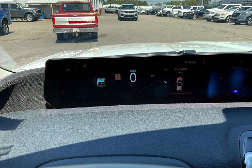 Used 2025 Ford Expedition Max Active AWD/4WD image 15