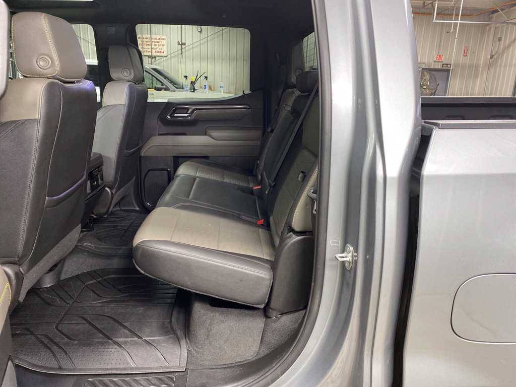 Used 2024 Chevrolet Silverado 1500 ZR2 w/ Technology Package AWD/4WD image 24