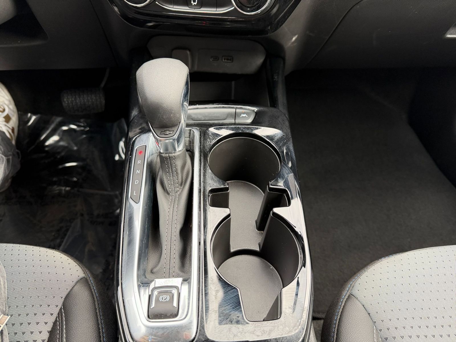 Used 2025 Chevrolet Trax LT image 39