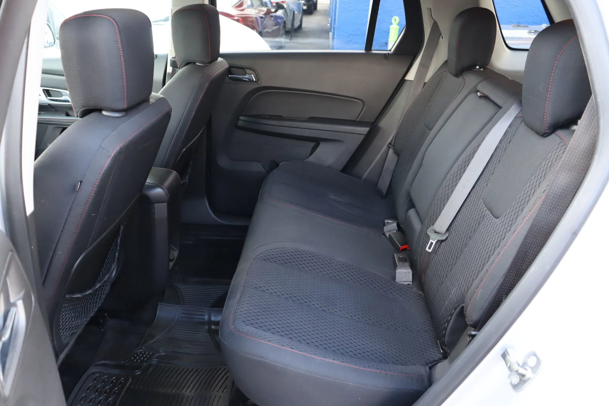 Used 2015 GMC Terrain SLE image 12