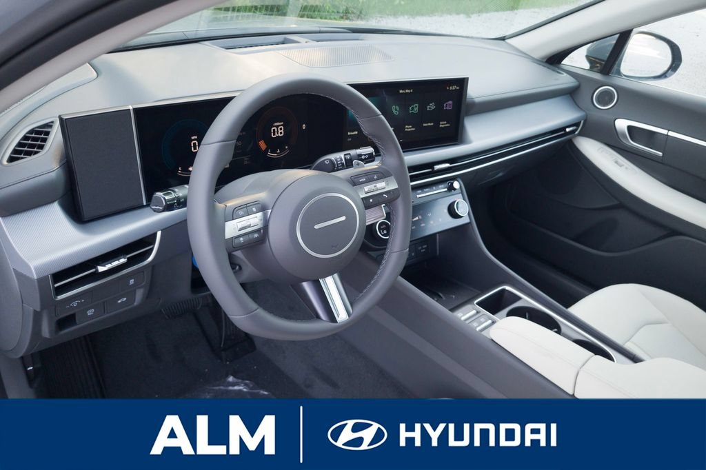 New 2026 Hyundai Sonata SEL FWD image 12