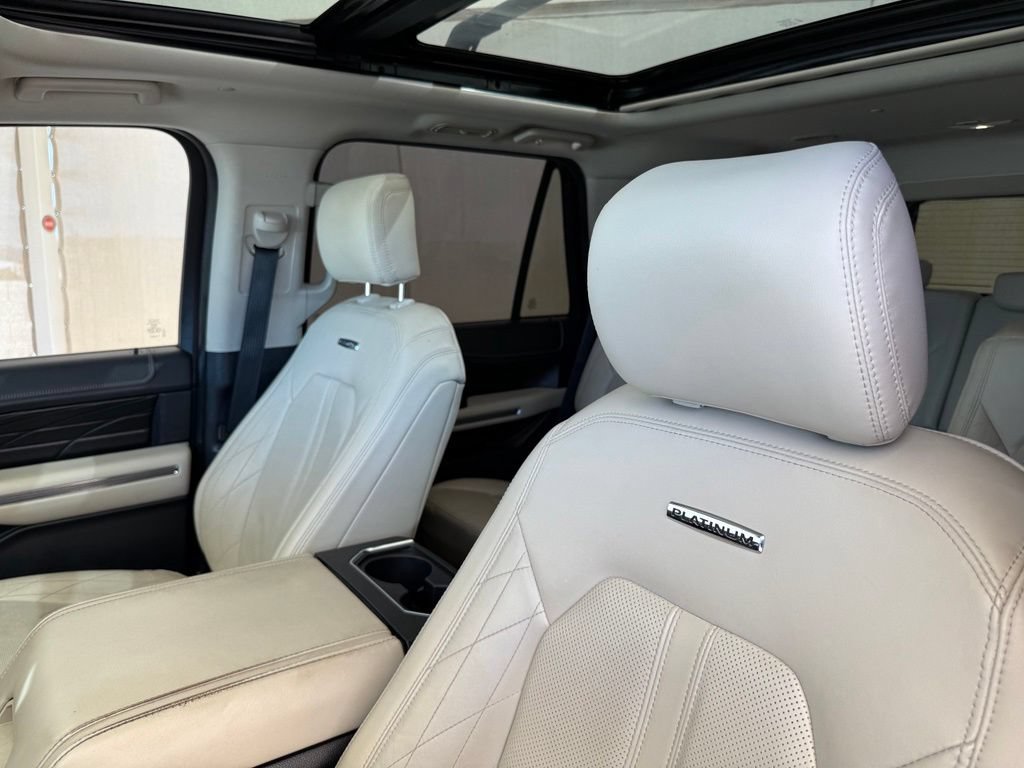 Used 2019 Ford Expedition Platinum RWD image 32