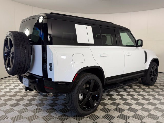 New 2026 Land Rover Defender 110 X-Dynamic SE AWD/4WD image 8