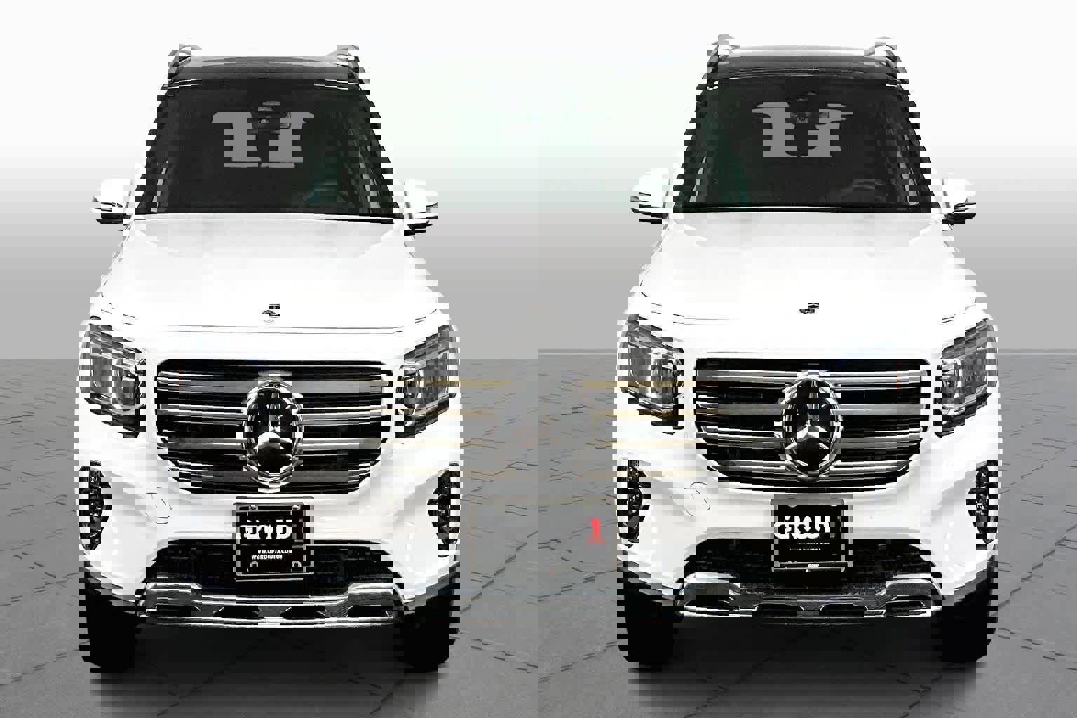New 2026 Mercedes-Benz GLB 250 4MATIC image 3