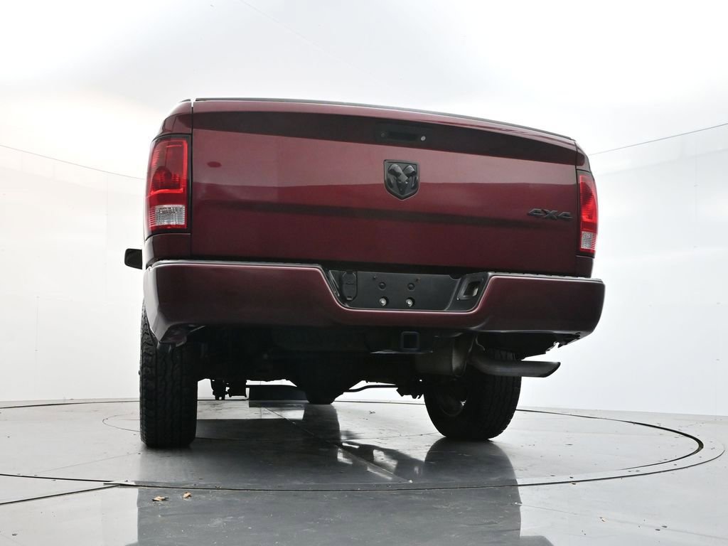 Used 2018 RAM 1500 Express w/ Express Value Package AWD/4WD image 32