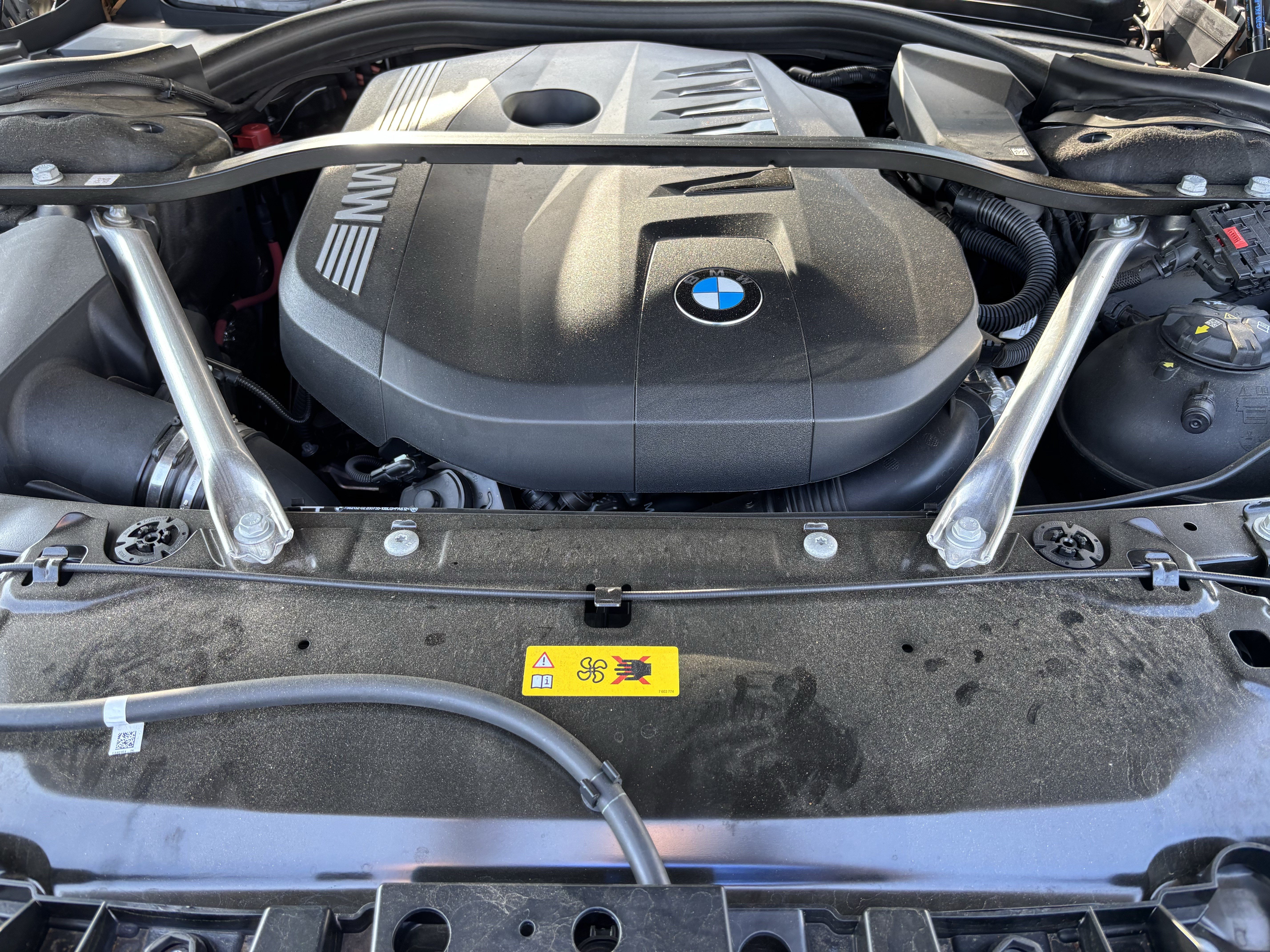 Certified 2025 BMW 750e xDrive w/ Executive Package AWD/4WD image 36