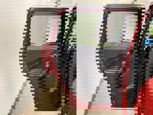 Used 2016 Ford Escape SE w/ Equipment Group 201A image 10