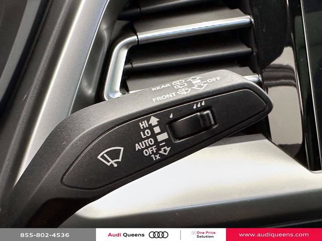 Certified 2022 Audi Q4 e-tron Prestige AWD/4WD image 32
