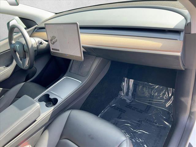 Used 2021 Tesla Model Y Long Range image 24