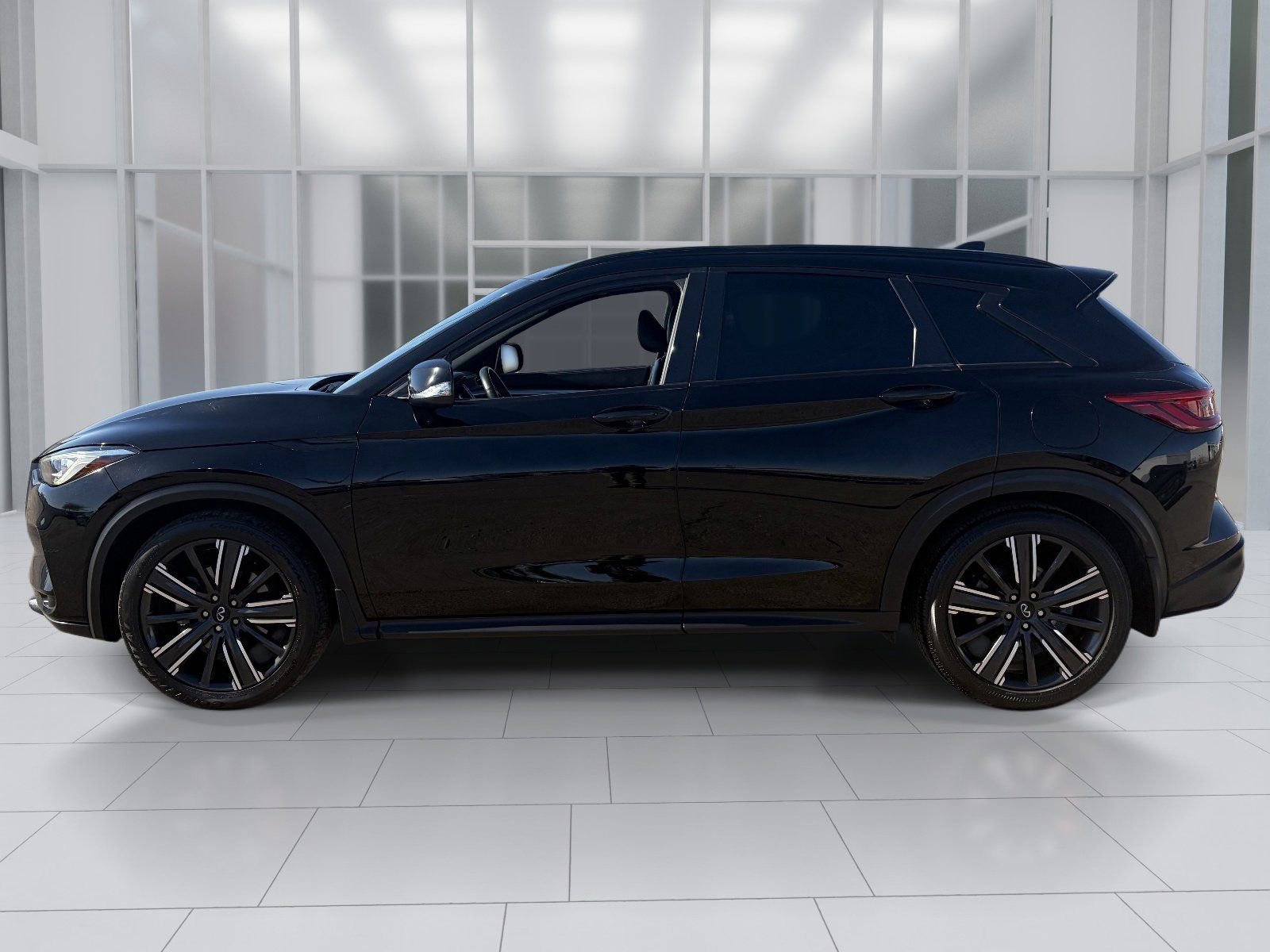 Used 2021 INFINITI QX50 Luxe w/ Appearance Package image 3