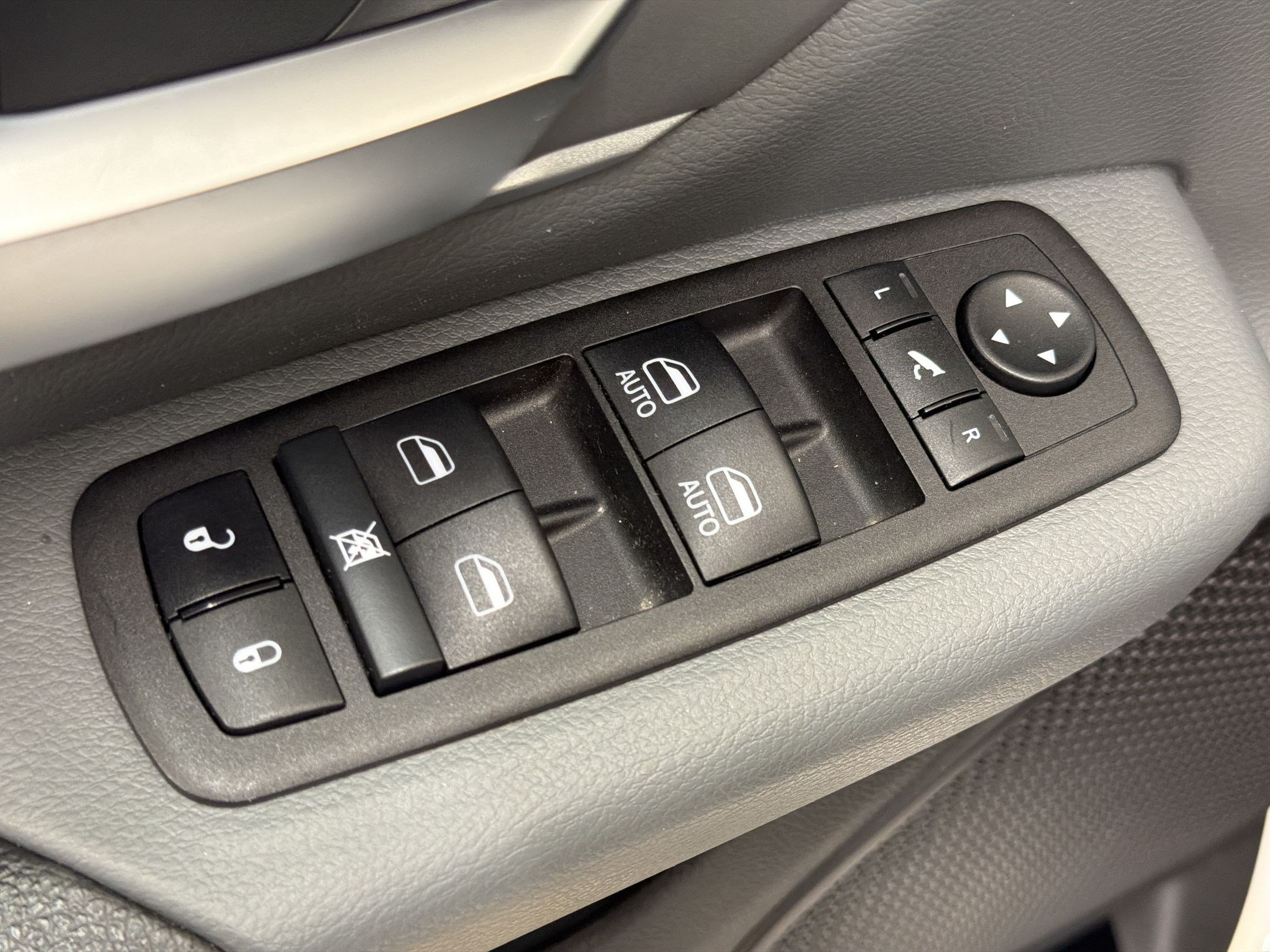 Used 2023 RAM 1500 Big Horn AWD/4WD image 25