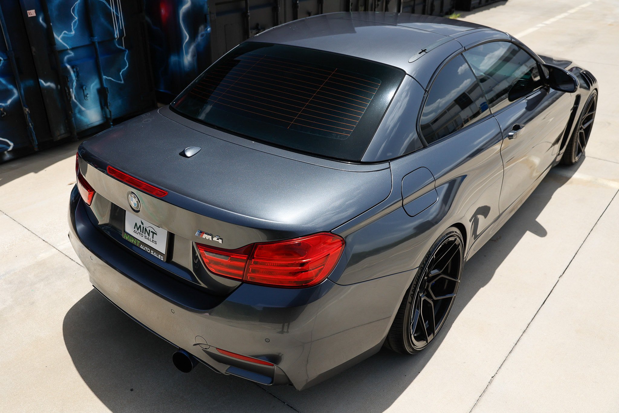 Used 2016 BMW M4 Convertible RWD image 16
