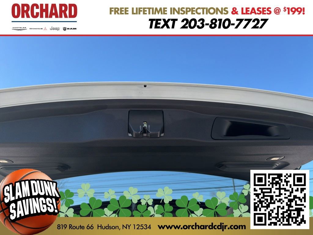 Used 2025 Jeep Grand Cherokee Summit image 9