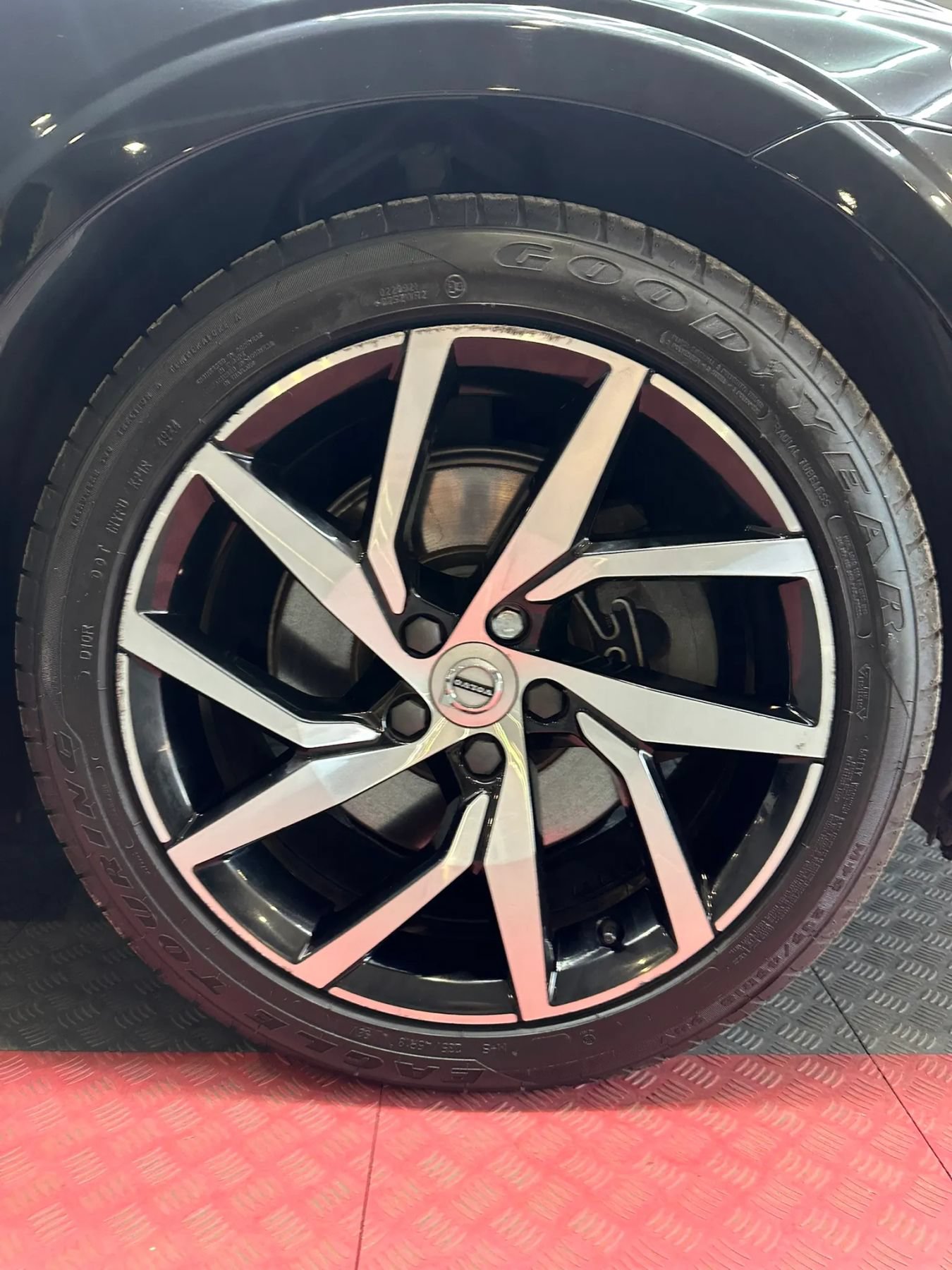 Used 2020 Volvo S60 T5 Momentum w/ Protection Package Premier FWD image 42