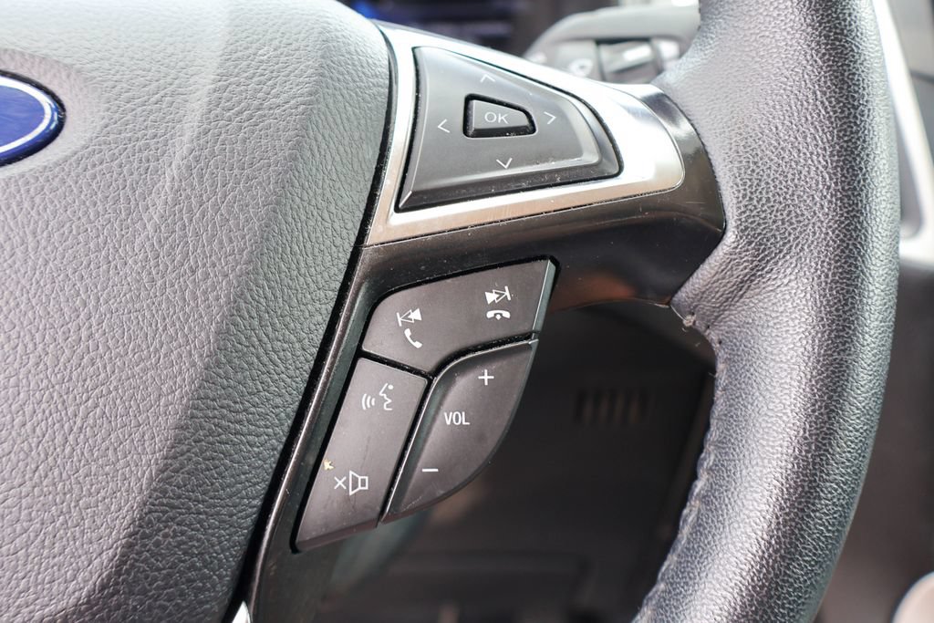 Used 2024 Ford Edge SEL AWD/4WD image 13