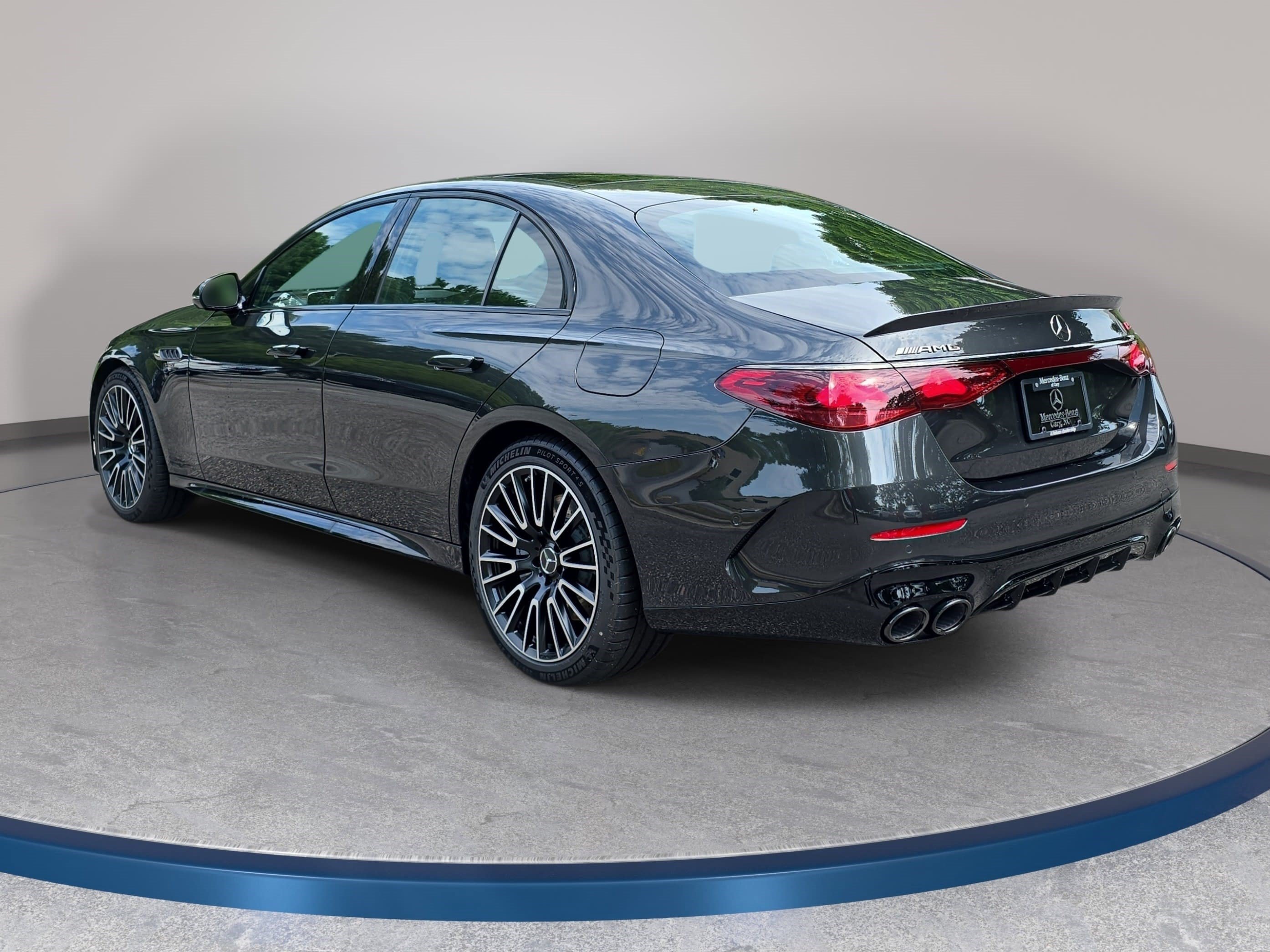 New 2026 Mercedes-Benz E 53 AMG e 4MATIC Sedan image 7