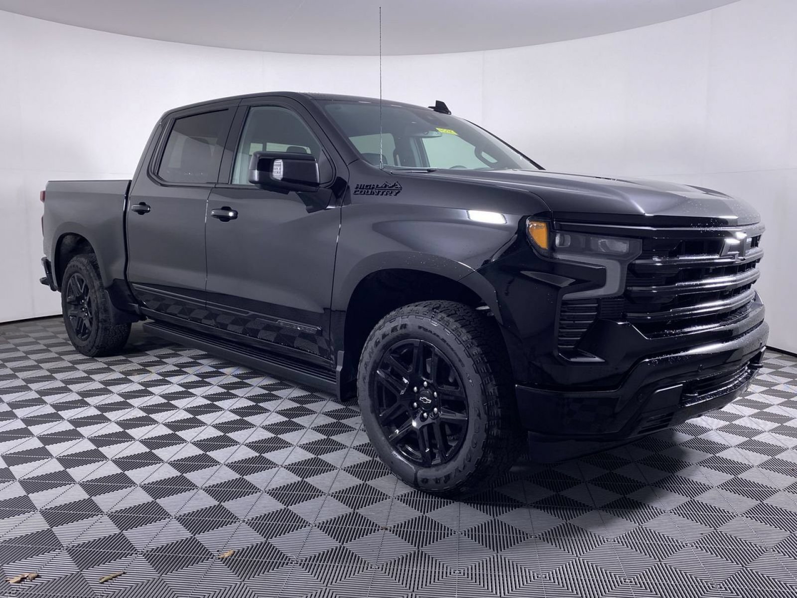 New 2026 Chevrolet Silverado 1500 High Country w/ Midnight Edition AWD/4WD image 21