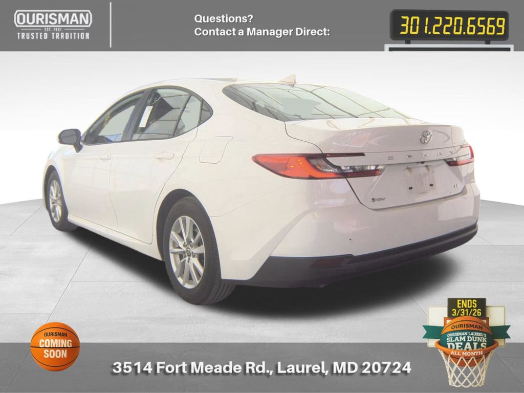 Used 2025 Toyota Camry LE video 2