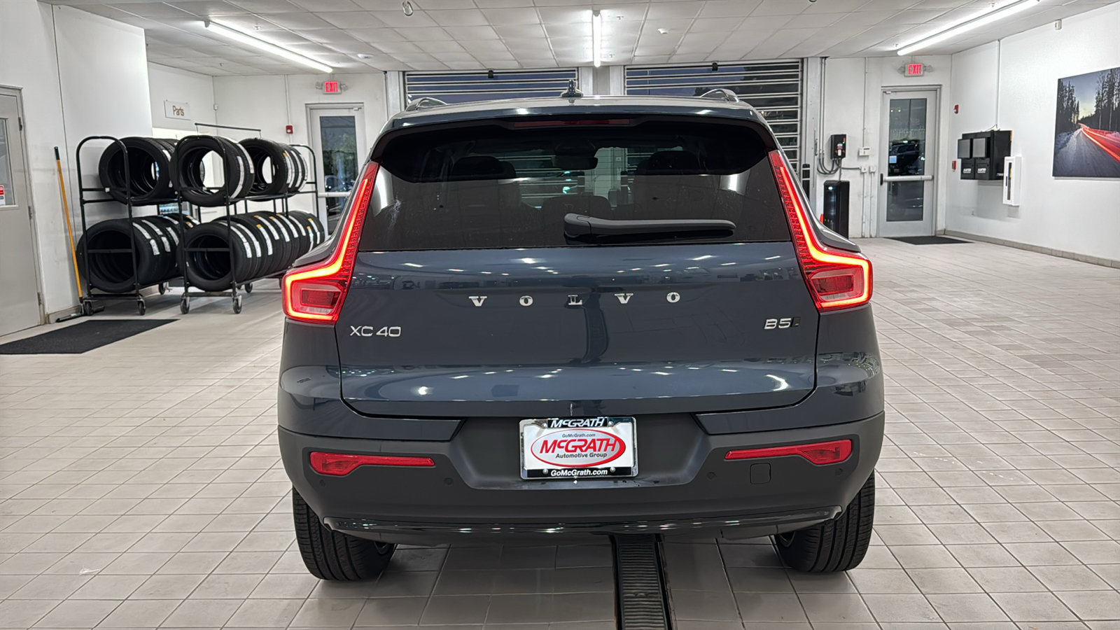New 2026 Volvo XC40 B5 Ultra w/ Climate Package AWD/4WD image 6