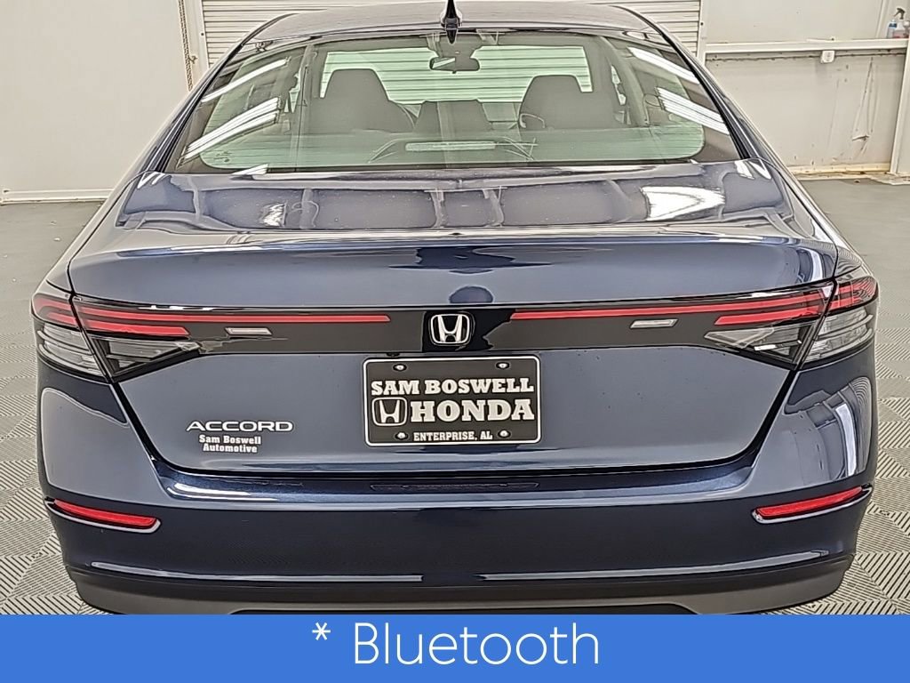 Used 2025 Honda Accord SE image 8