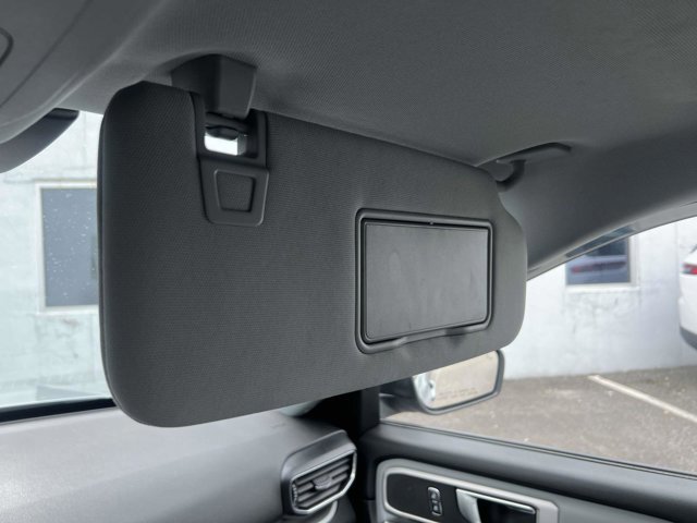 Used 2021 Ford Explorer XLT w/ Equipment Group 202A image 33