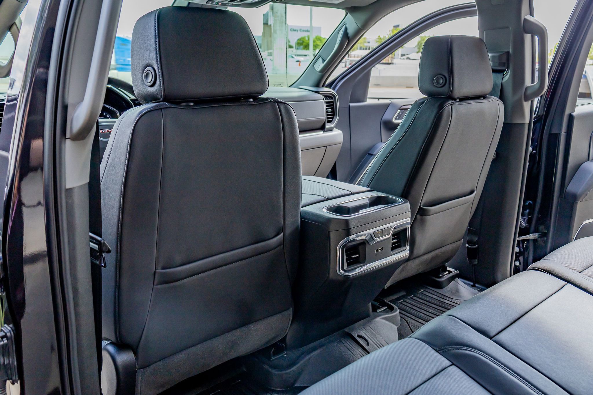 Used 2026 GMC Sierra 1500 SLT w/ SLT Premium Plus Package image 34