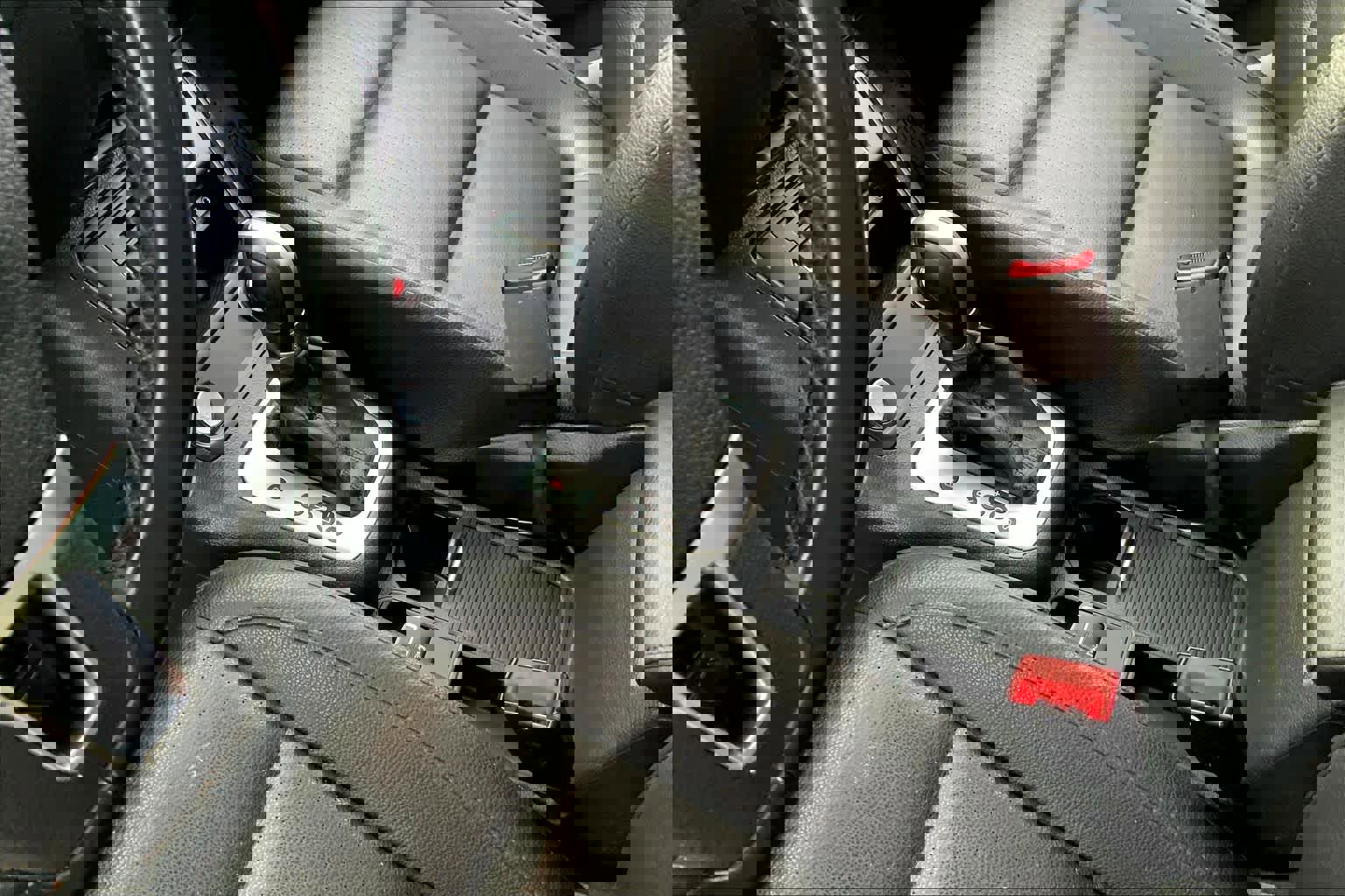 Used 2017 Volkswagen Tiguan Wolfsburg Edition image 14