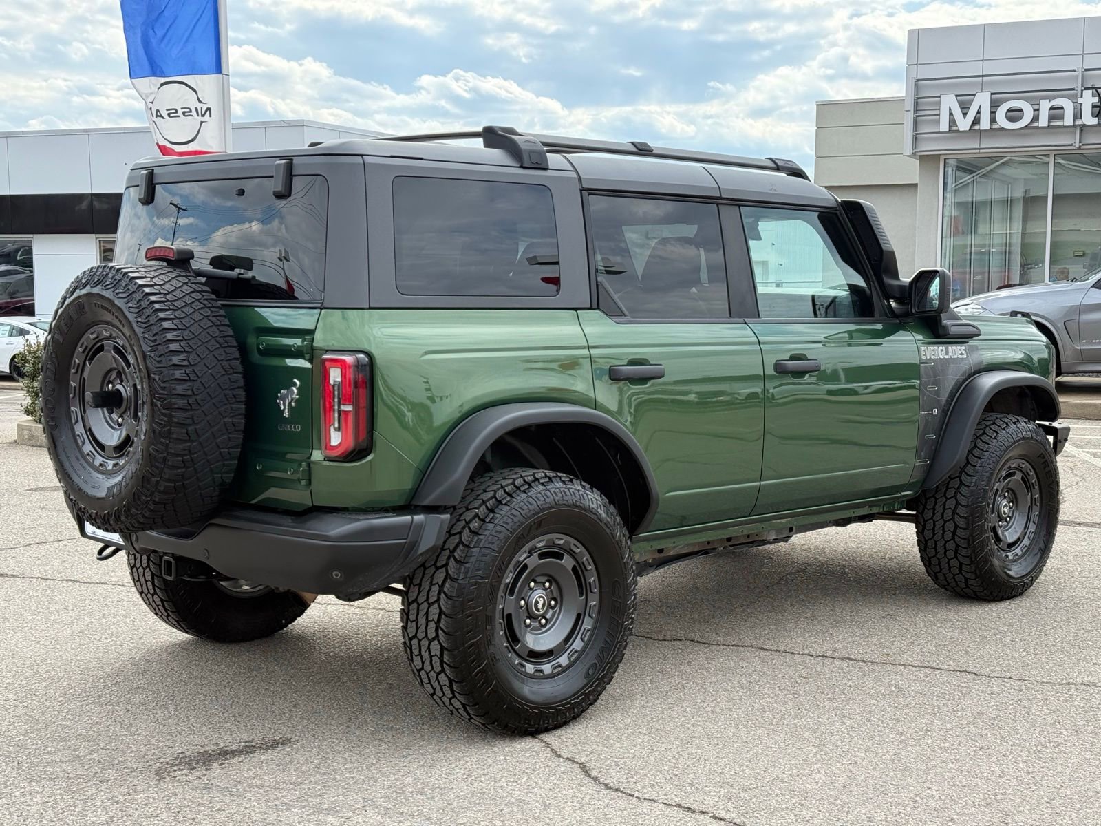 Used 2023 Ford Bronco Everglades AWD/4WD image 11
