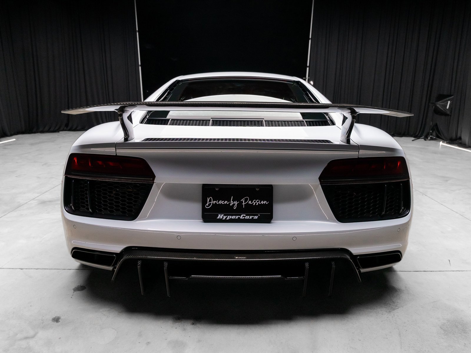 Used 2017 Audi R8 V10 plus image 16