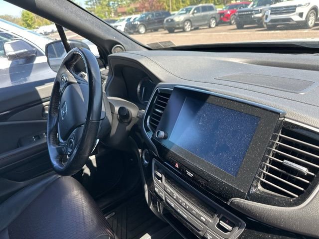 Used 2022 Honda Ridgeline Black Edition image 15