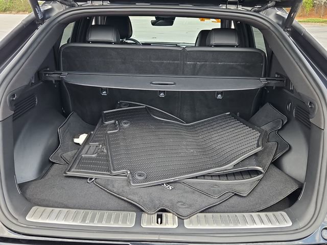 Used 2024 Genesis GV60 RWD image 17